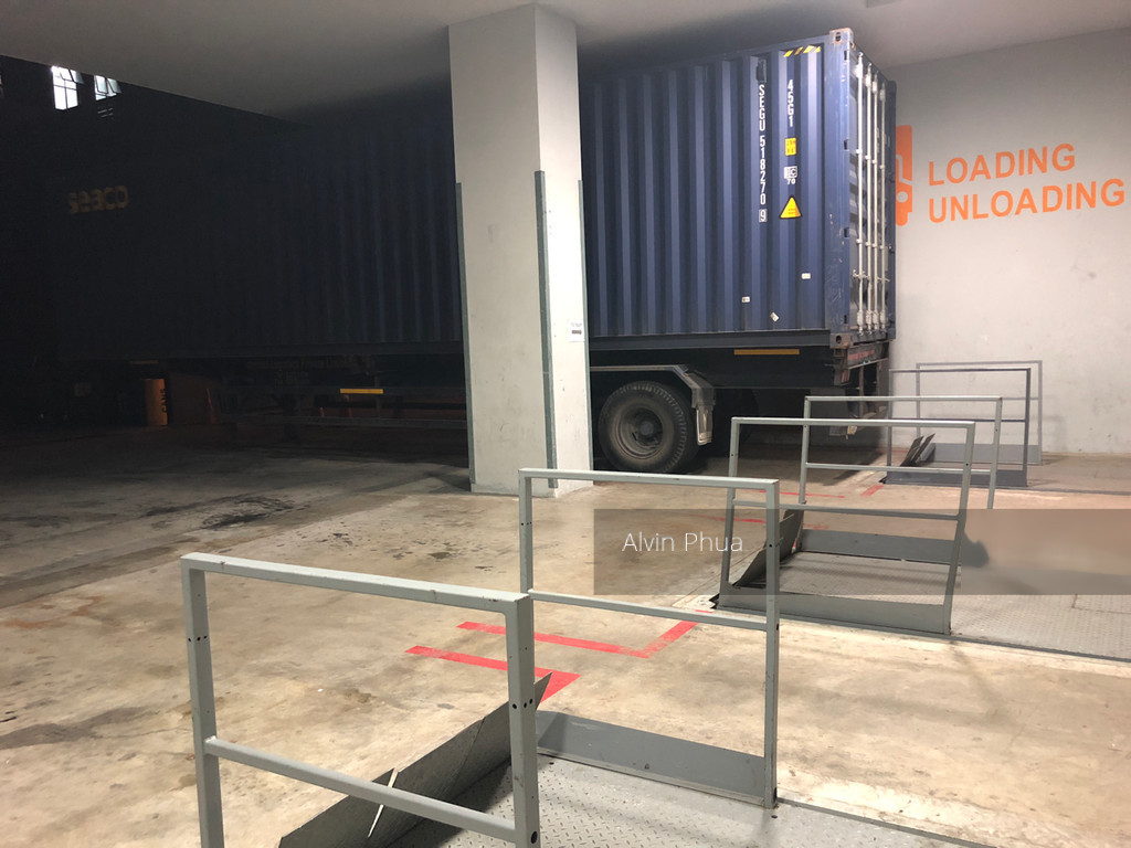 100 Pasir Panjang (D5), Factory #156488102